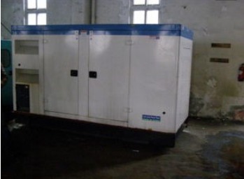 八宿康明斯150kw大型柴油二手发电机组